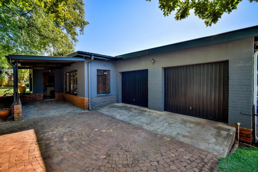 4 Bedroom Property for Sale in Valhalla Gauteng