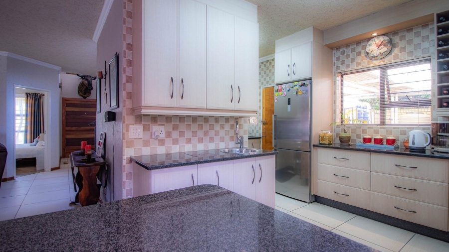 4 Bedroom Property for Sale in Brentwood Park Gauteng