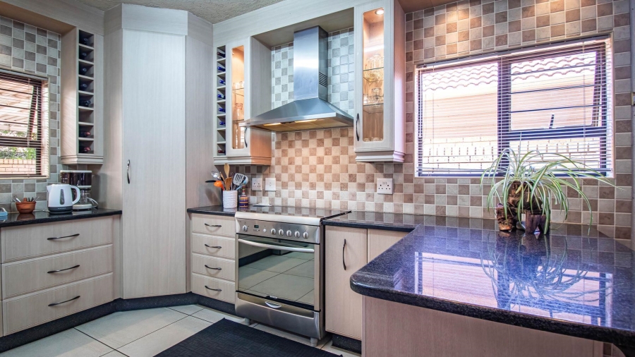 4 Bedroom Property for Sale in Brentwood Park Gauteng