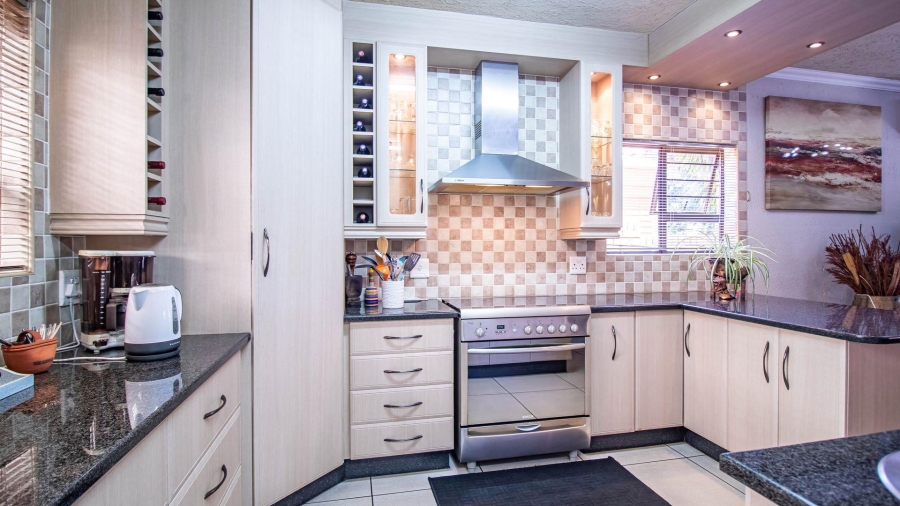 4 Bedroom Property for Sale in Brentwood Park Gauteng