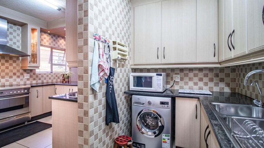 4 Bedroom Property for Sale in Brentwood Park Gauteng