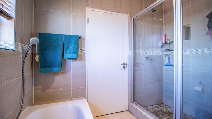 4 Bedroom Property for Sale in Brentwood Park Gauteng