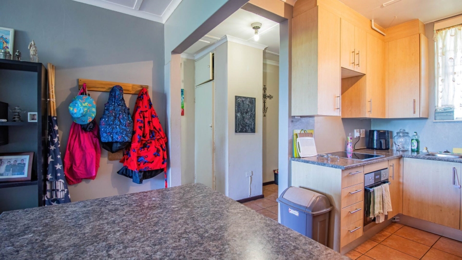 2 Bedroom Property for Sale in Morehill Gauteng