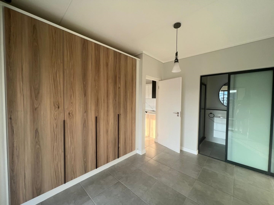 1 Bedroom Property for Sale in Waterfall Gauteng