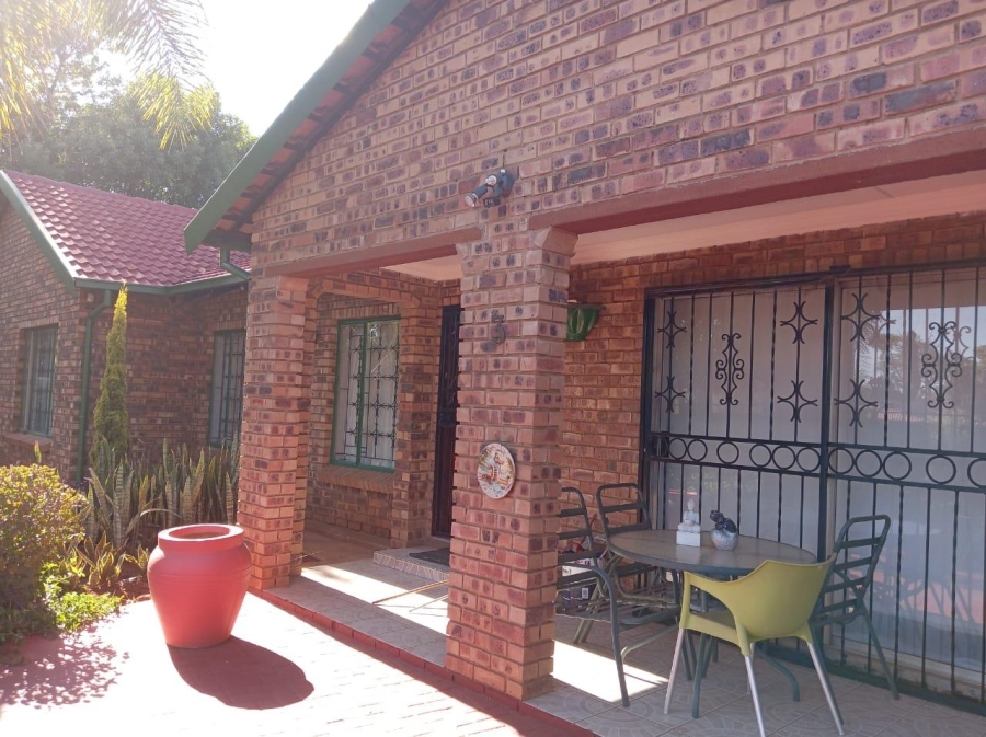3 Bedroom Property for Sale in Chantelle Gauteng
