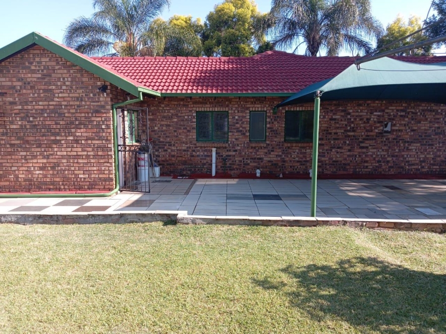 3 Bedroom Property for Sale in Chantelle Gauteng
