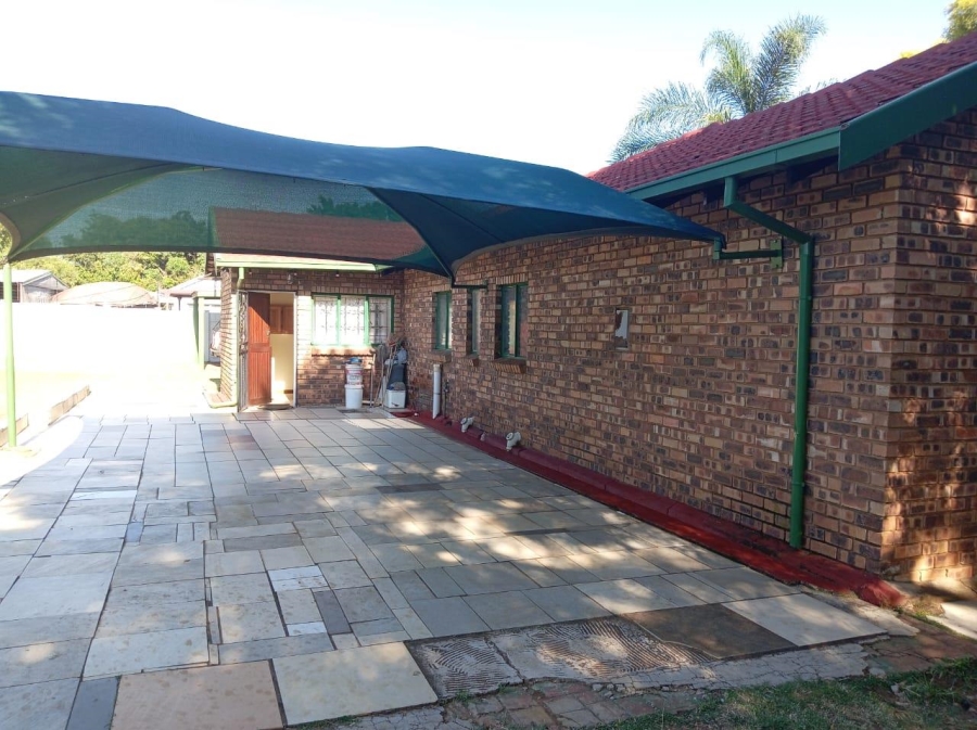 3 Bedroom Property for Sale in Chantelle Gauteng