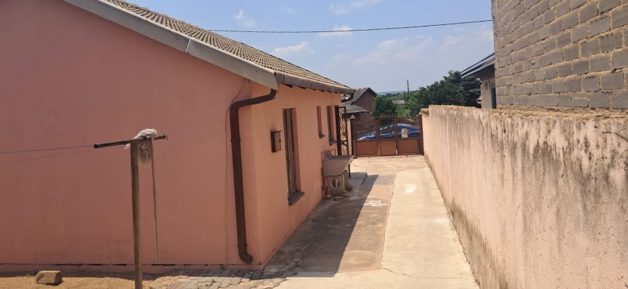 To Let 3 Bedroom Property for Rent in Soshanguve GG Gauteng