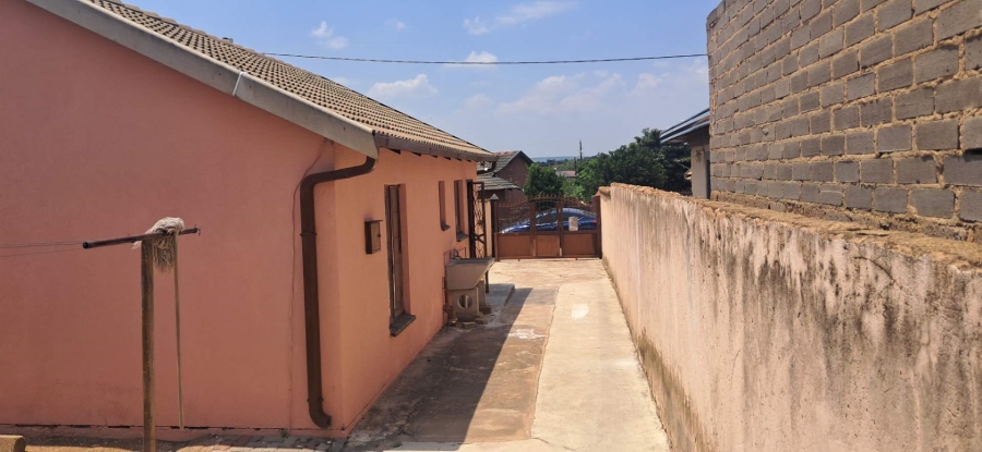 To Let 3 Bedroom Property for Rent in Soshanguve GG Gauteng