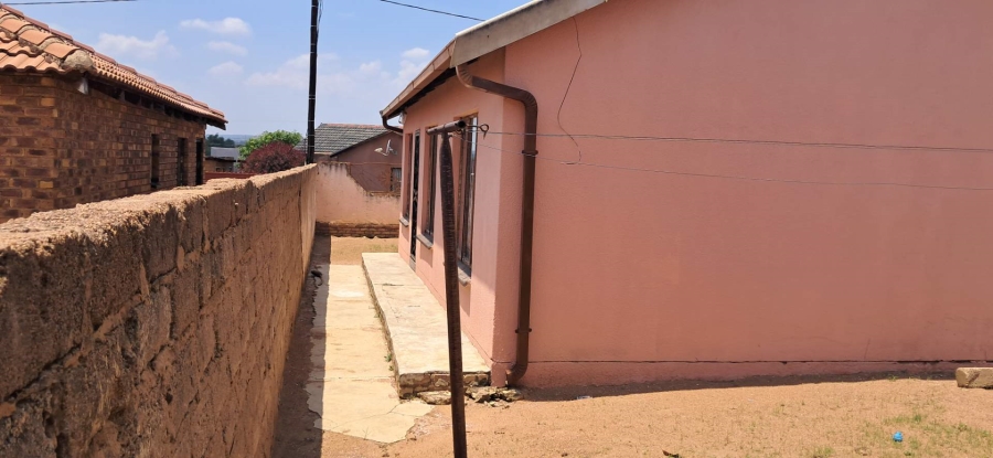 To Let 3 Bedroom Property for Rent in Soshanguve GG Gauteng