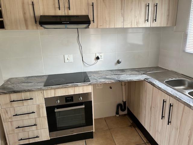 2 Bedroom Property for Sale in Sundowner Gauteng