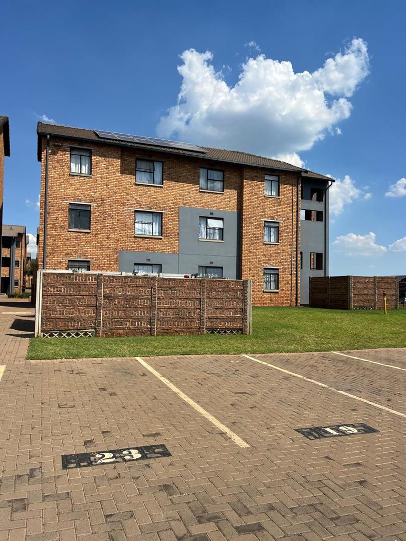 2 Bedroom Property for Sale in Sky City Gauteng