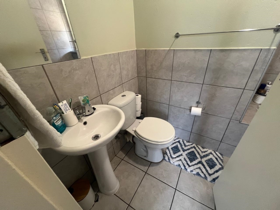 2 Bedroom Property for Sale in Sky City Gauteng