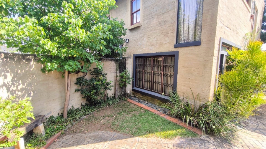 3 Bedroom Property for Sale in Brackenhurst Gauteng