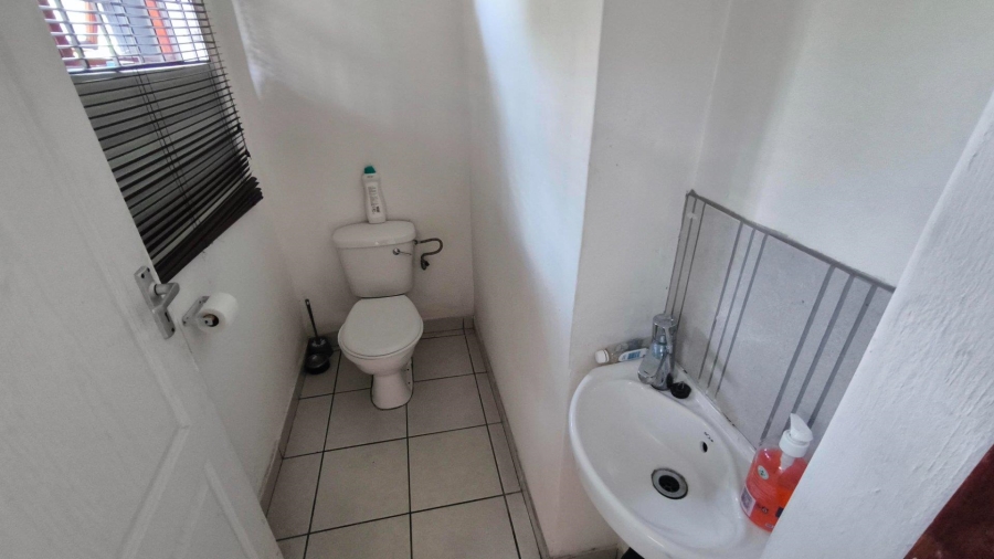 3 Bedroom Property for Sale in Brackenhurst Gauteng