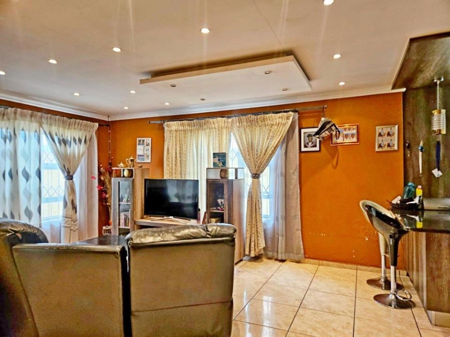 3 Bedroom Property for Sale in Birch Acres Gauteng
