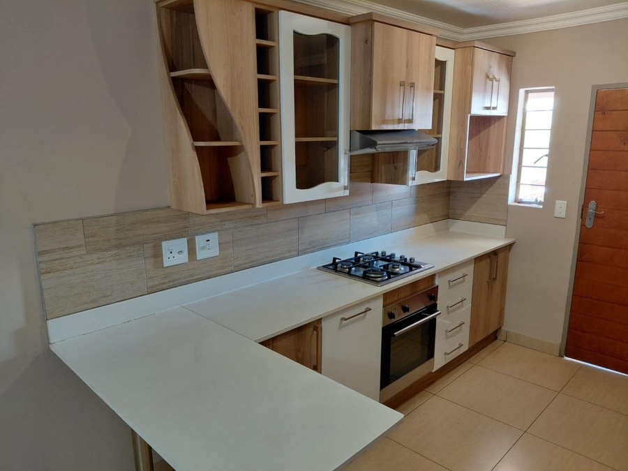 3 Bedroom Property for Sale in Andeon Gauteng
