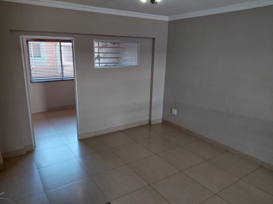 3 Bedroom Property for Sale in Andeon Gauteng