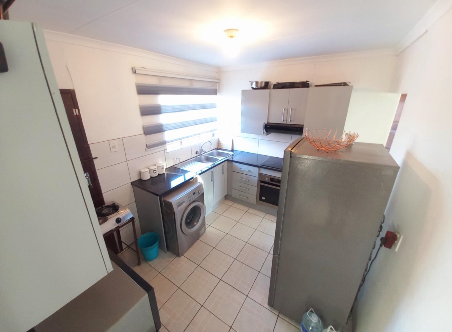 3 Bedroom Property for Sale in Lotus Gardens Gauteng