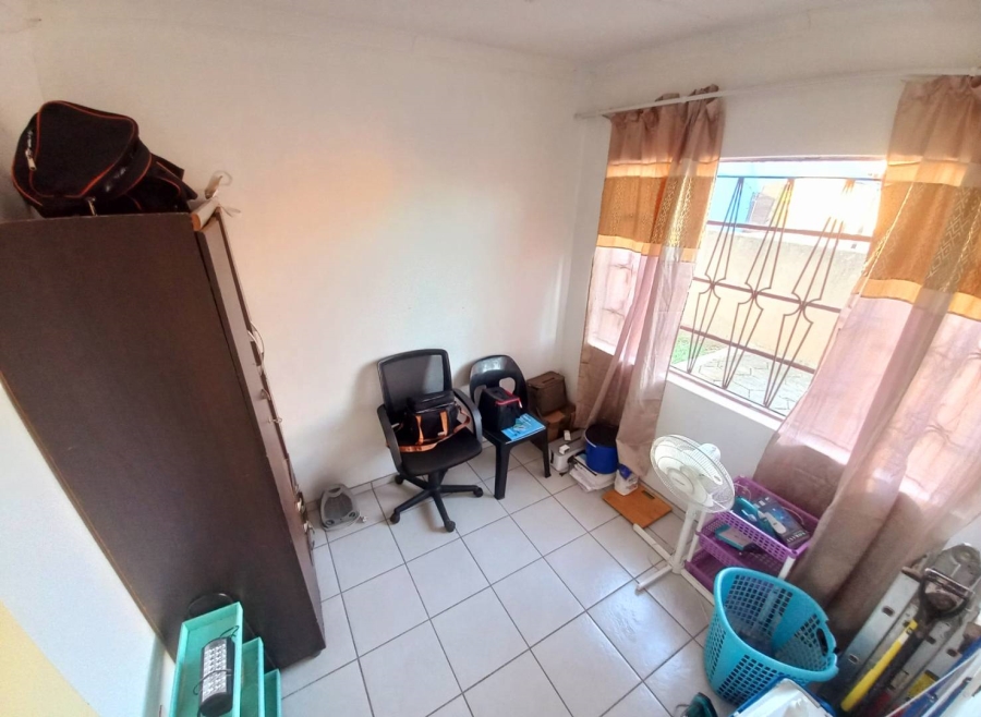 3 Bedroom Property for Sale in Lotus Gardens Gauteng