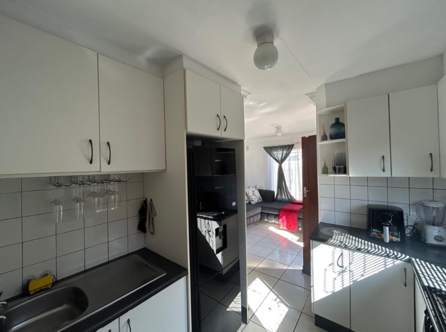 2 Bedroom Property for Sale in Roodekop Gauteng