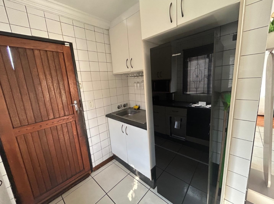 2 Bedroom Property for Sale in Roodekop Gauteng