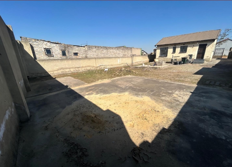 2 Bedroom Property for Sale in Roodekop Gauteng