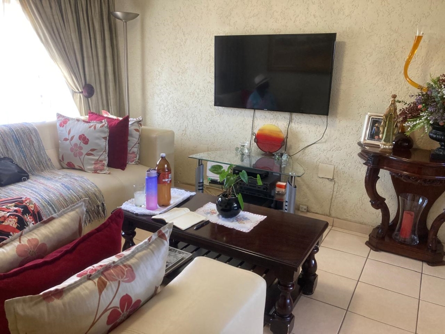 3 Bedroom Property for Sale in Jabulani Gauteng
