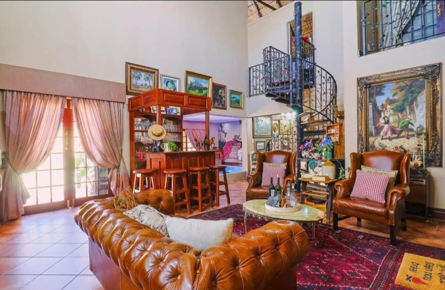 6 Bedroom Property for Sale in Alberante Gauteng