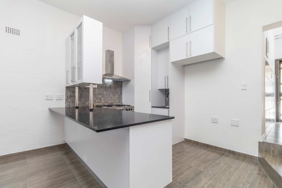 3 Bedroom Property for Sale in Ferndale Gauteng