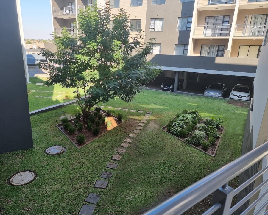 2 Bedroom Property for Sale in North Riding Gauteng