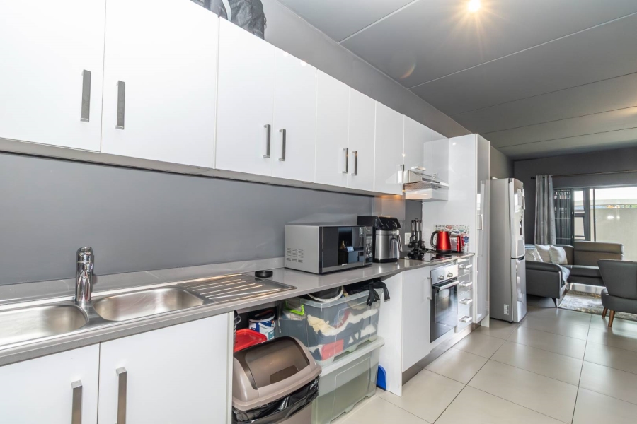 2 Bedroom Property for Sale in North Riding Gauteng