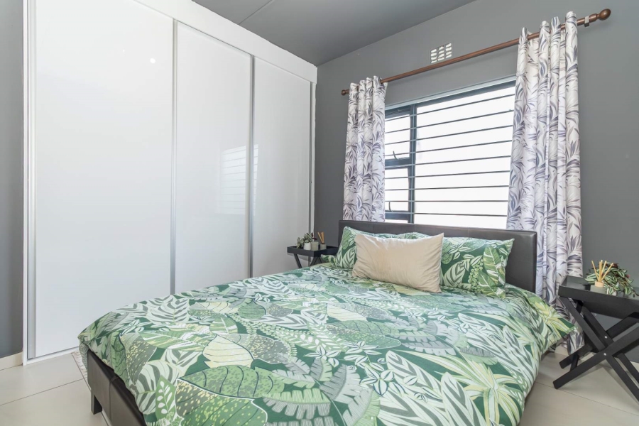 2 Bedroom Property for Sale in North Riding Gauteng