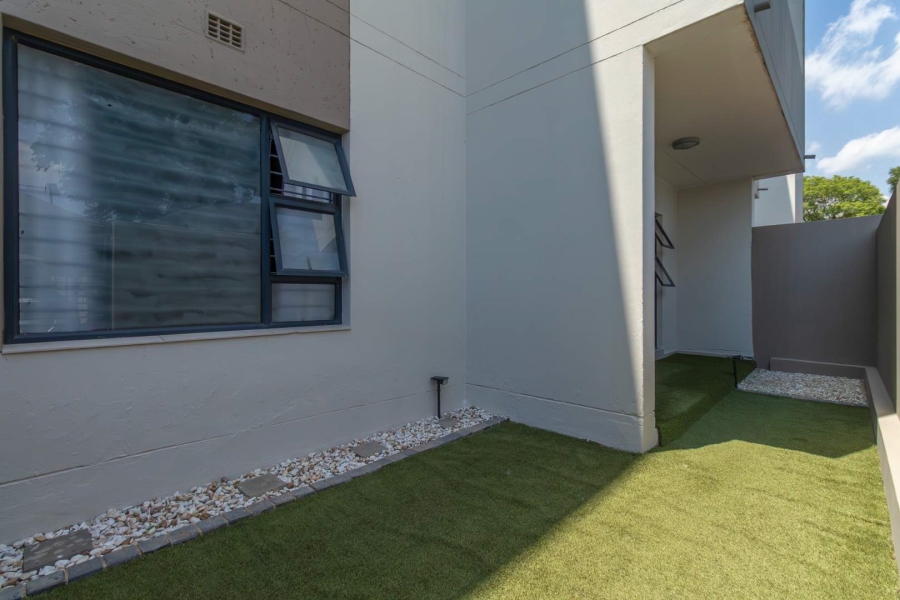 2 Bedroom Property for Sale in North Riding Gauteng