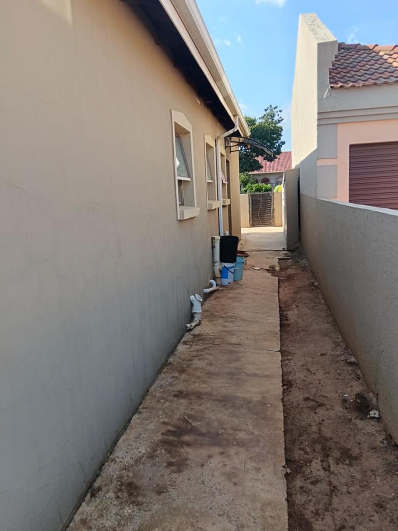 3 Bedroom Property for Sale in Leondale Gauteng