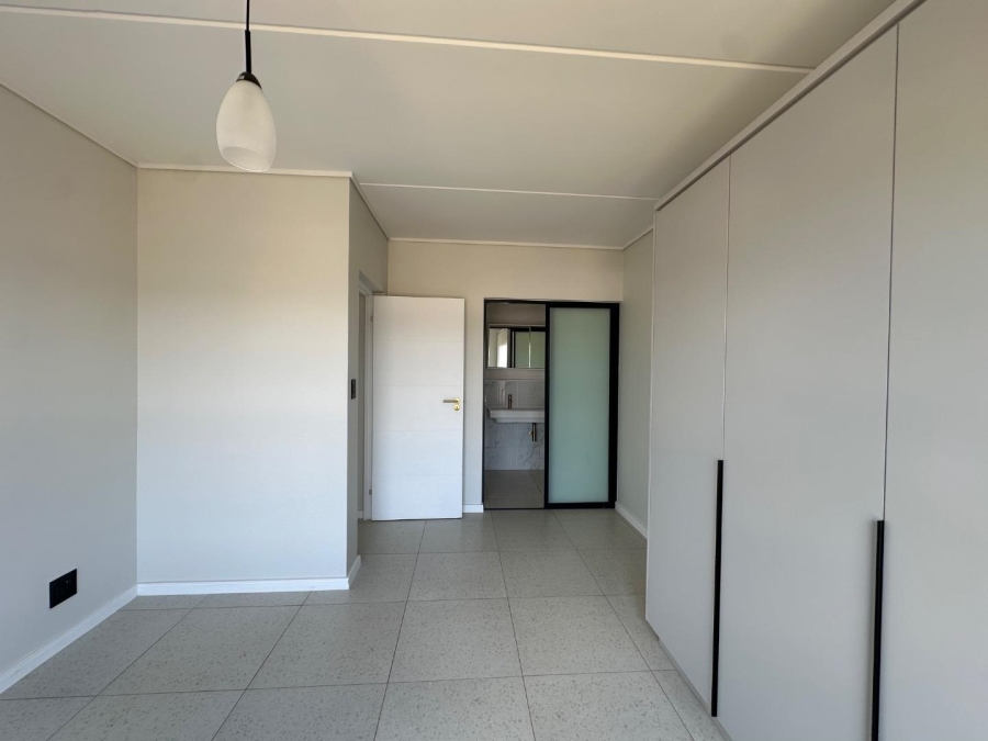 To Let 3 Bedroom Property for Rent in Waterfall Gauteng