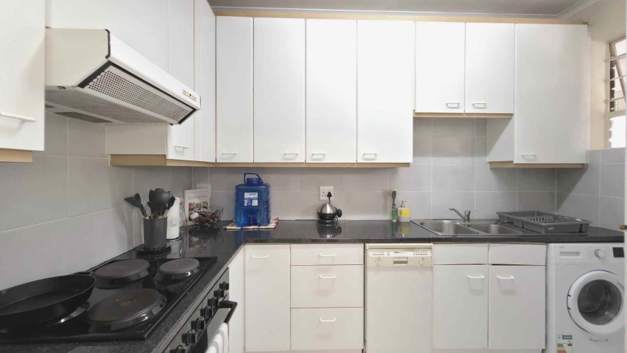 To Let 2 Bedroom Property for Rent in Sandown Gauteng