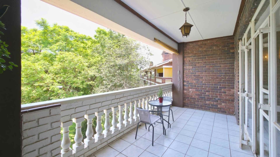 To Let 2 Bedroom Property for Rent in Sandown Gauteng