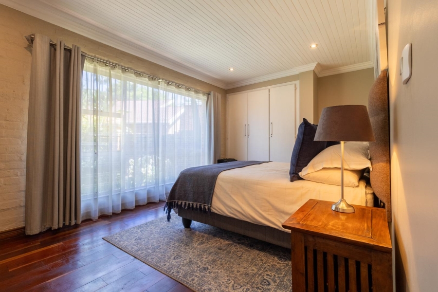 4 Bedroom Property for Sale in Rooihuiskraal Gauteng