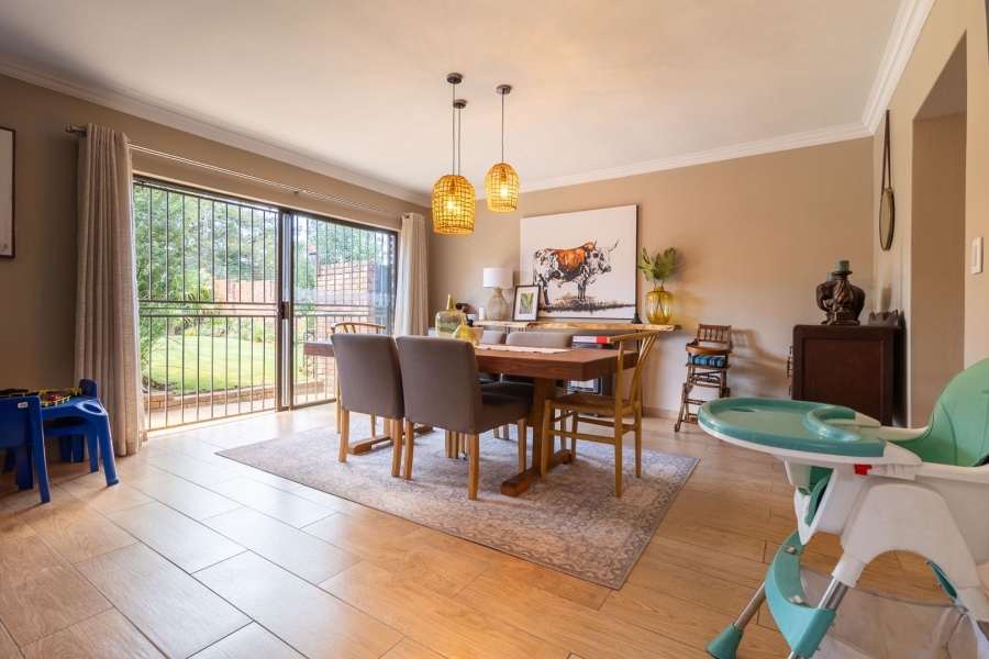 4 Bedroom Property for Sale in Rooihuiskraal Gauteng