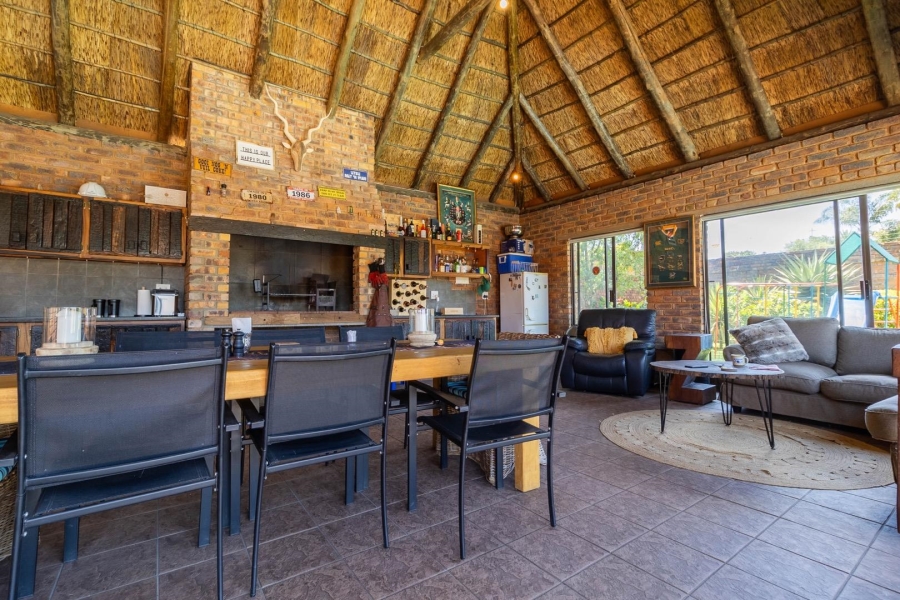 4 Bedroom Property for Sale in Rooihuiskraal Gauteng