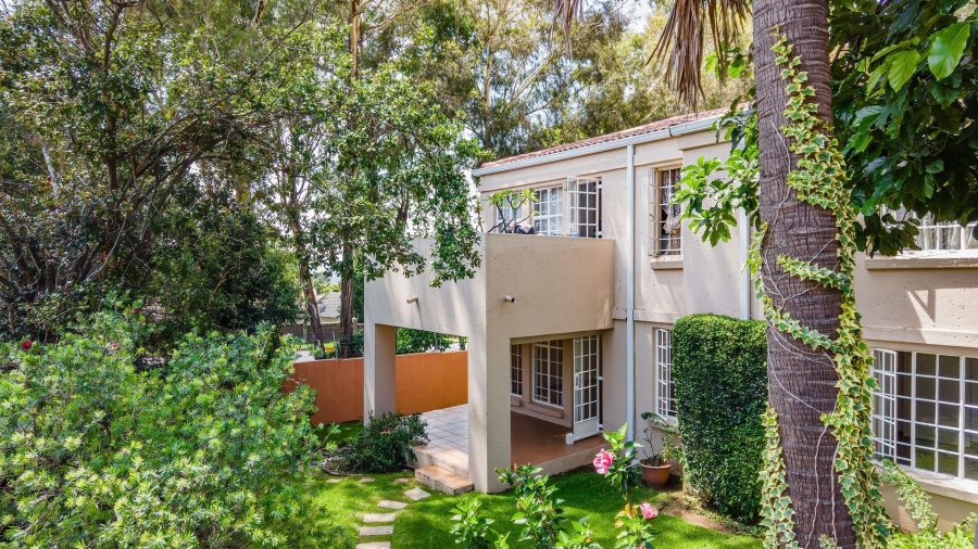 2 Bedroom Property for Sale in Weltevreden A H Gauteng