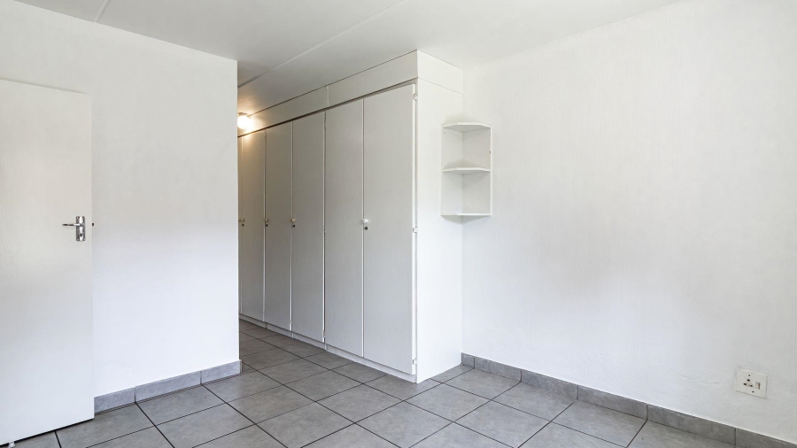 2 Bedroom Property for Sale in Weltevreden A H Gauteng