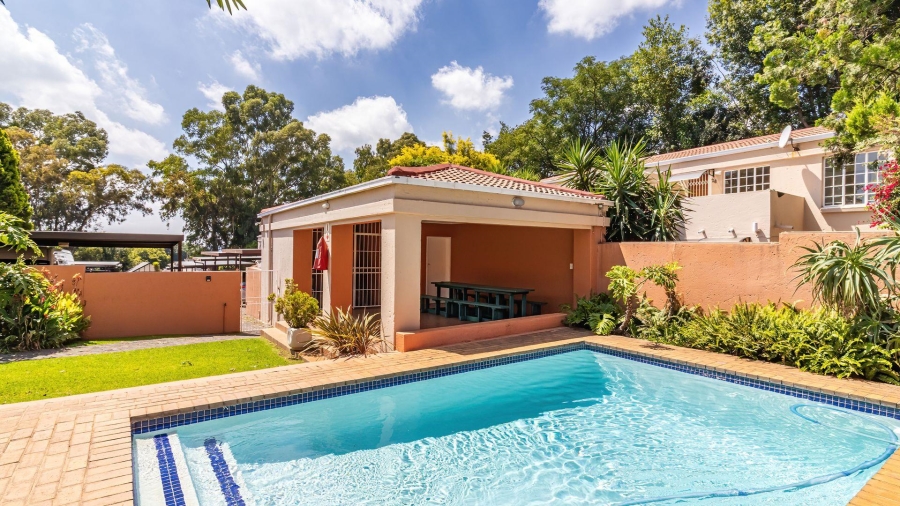 2 Bedroom Property for Sale in Weltevreden A H Gauteng