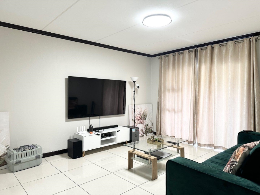 2 Bedroom Property for Sale in Carlswald Gauteng