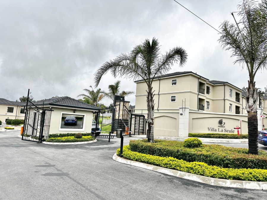 2 Bedroom Property for Sale in Carlswald Gauteng