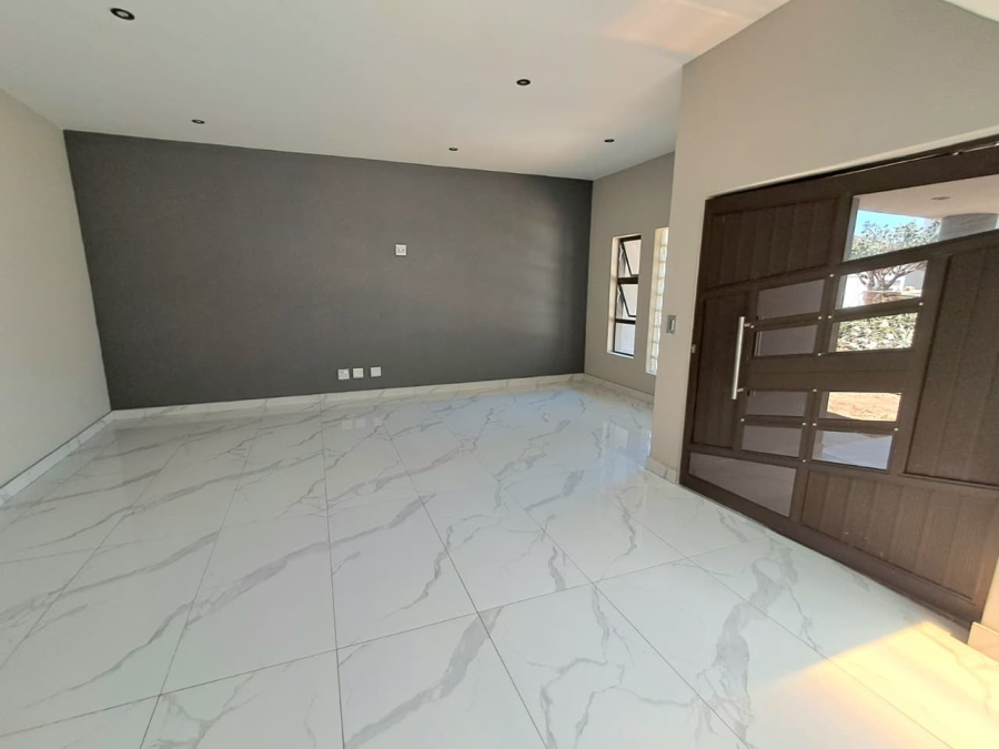 4 Bedroom Property for Sale in Liefde en Vrede Gauteng