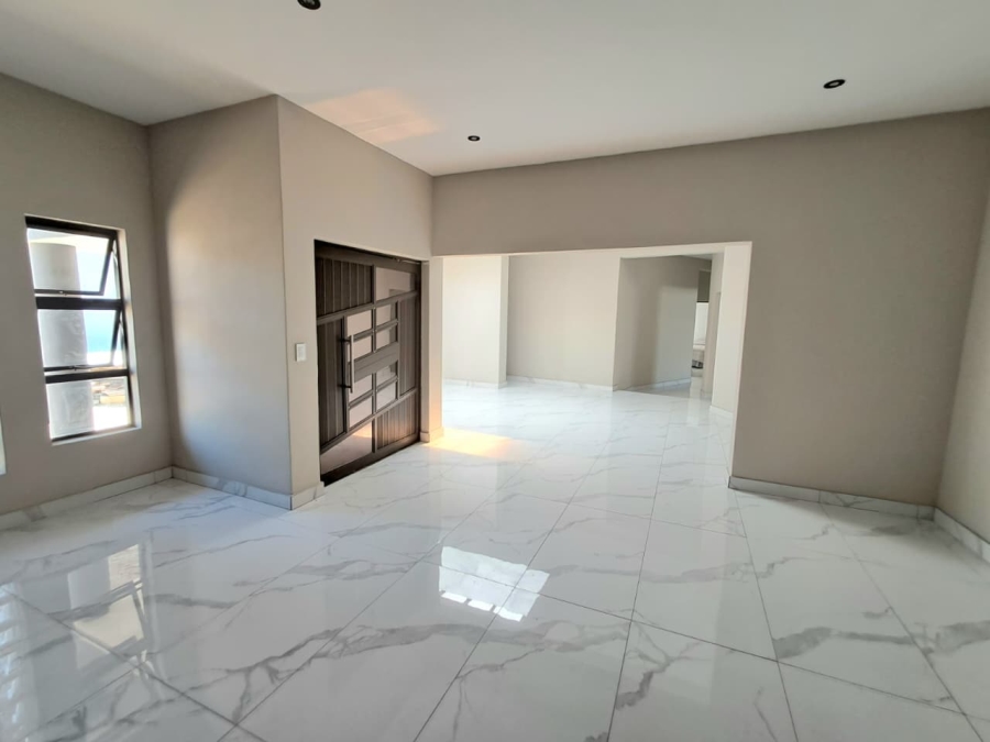 4 Bedroom Property for Sale in Liefde en Vrede Gauteng