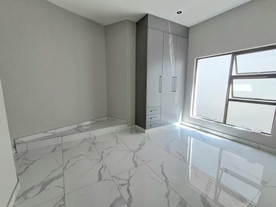 4 Bedroom Property for Sale in Liefde en Vrede Gauteng