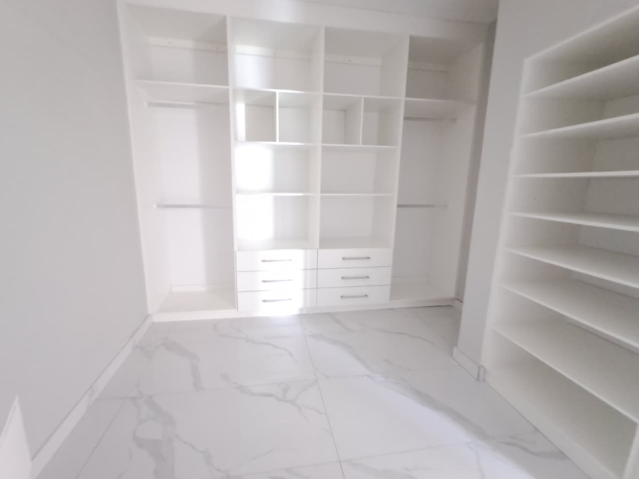 4 Bedroom Property for Sale in Liefde en Vrede Gauteng